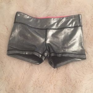 Ivivva shorts (not reversible)